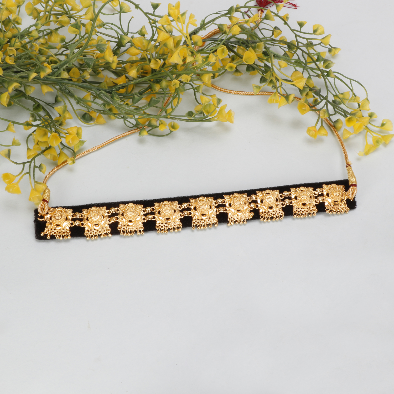 Gold-Plated Traditional Gadhwali Kumauni Black Guloband Necklace Set for Women